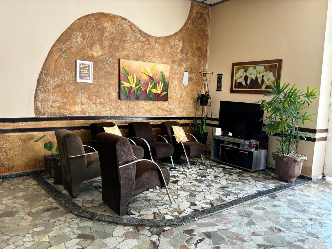 Hotel Colonial Braganca Paulista Exterior photo